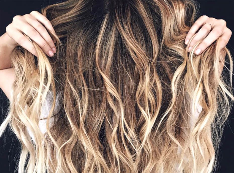 Découvrez comment vous pouvez laver vos cheveux sans shampooing
